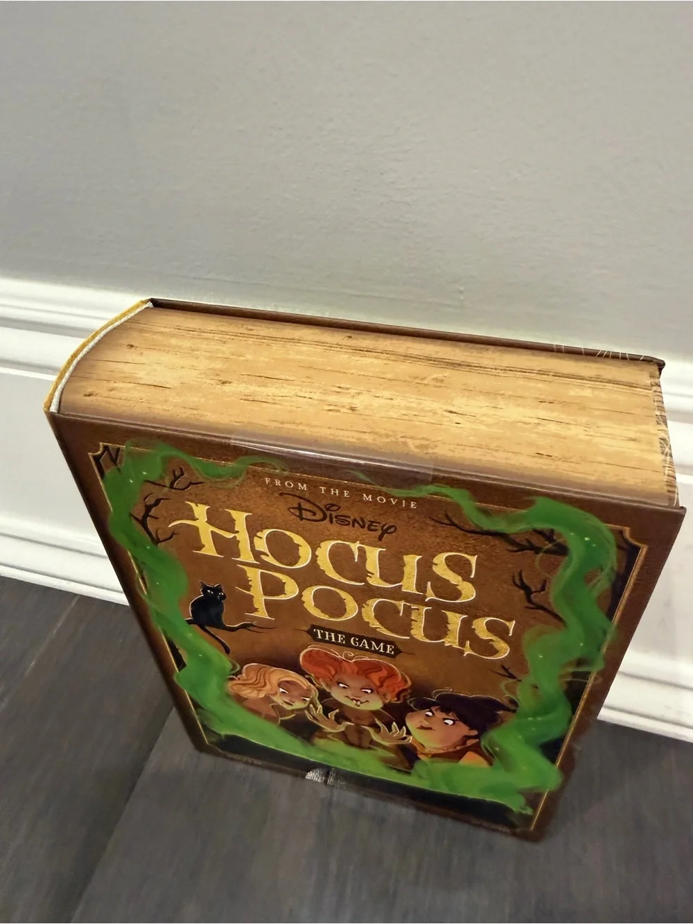 NWT Disney Hocus Pocus The Game Halloween Game for Kids